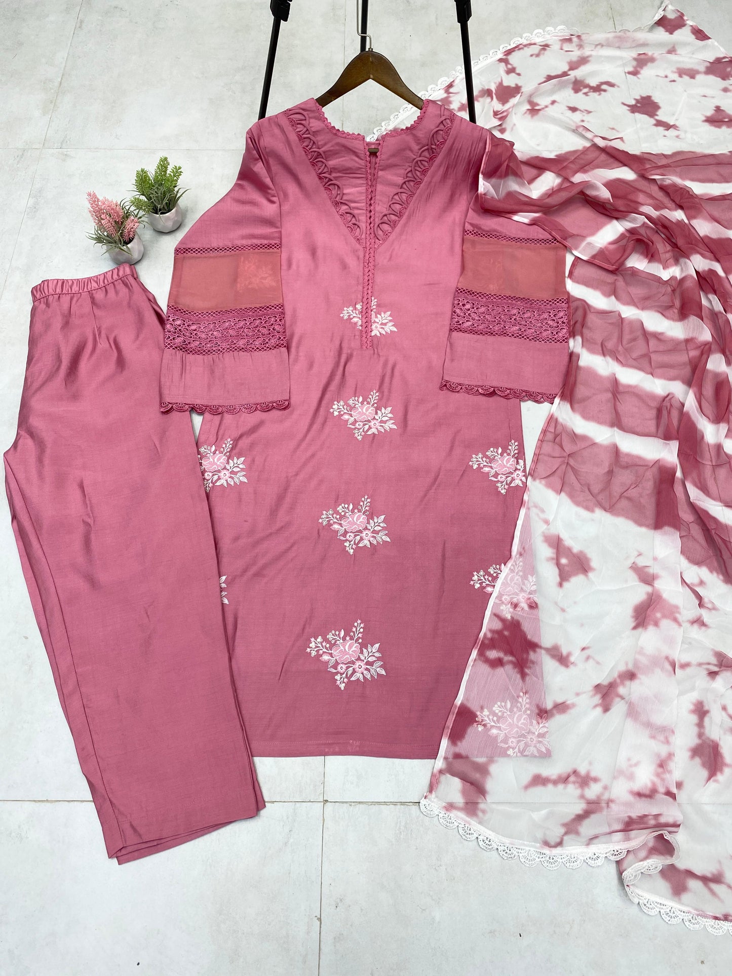 Classy Roman Silk Pink Color Salwar Suit