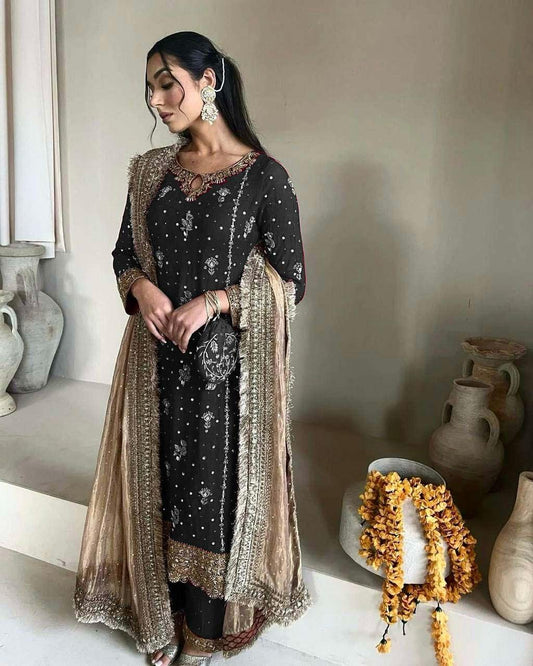 Outstanding Georgette Black Color Salwar Suit