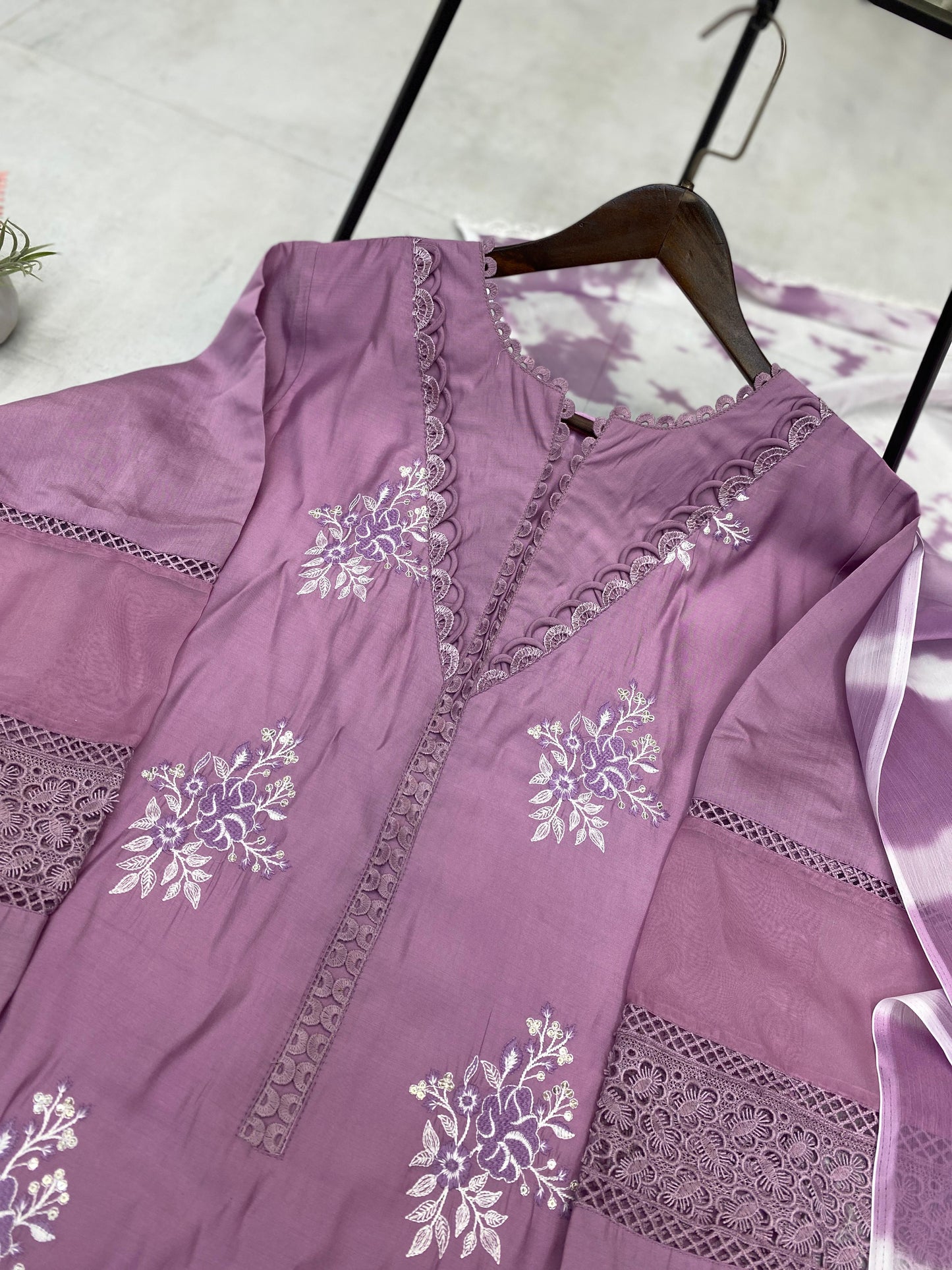 Classy Roman Silk Lavender Color Salwar Suit