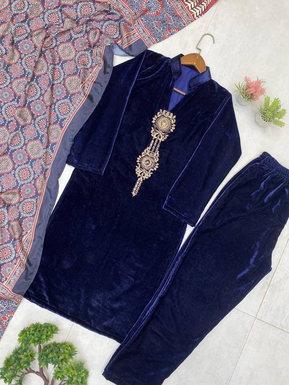 Stylish Black Velvet Sequence Work Palazzo Suit